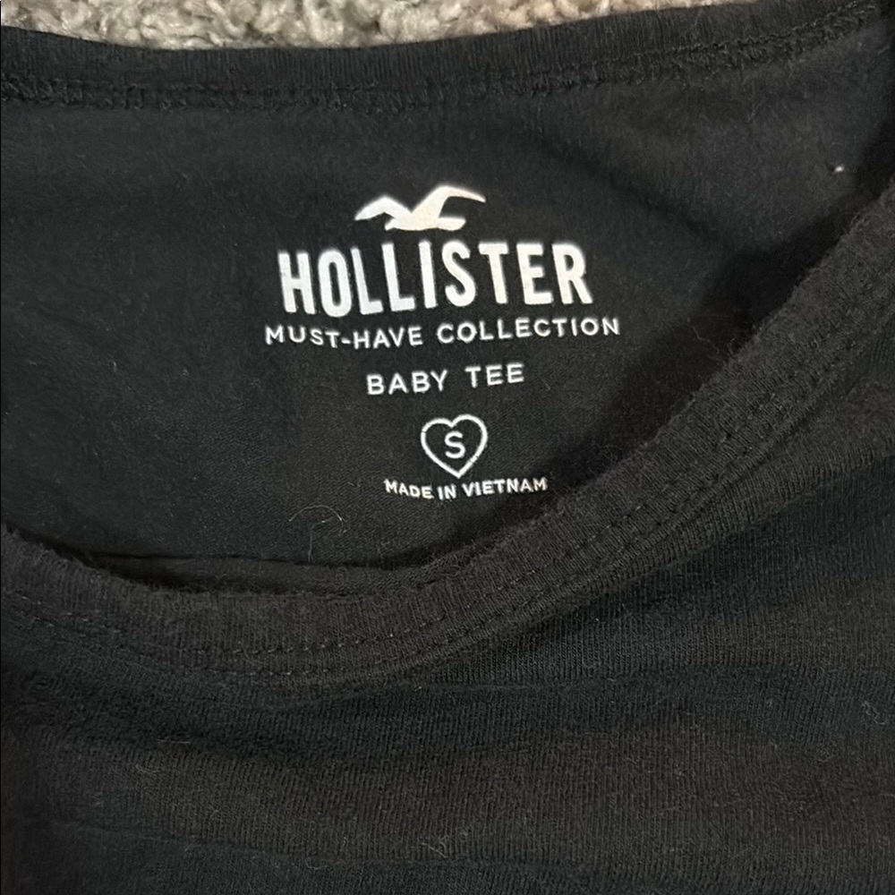 Hollister Black Crop Ruched Tie Front T-Shirt - Picture 2 of 2